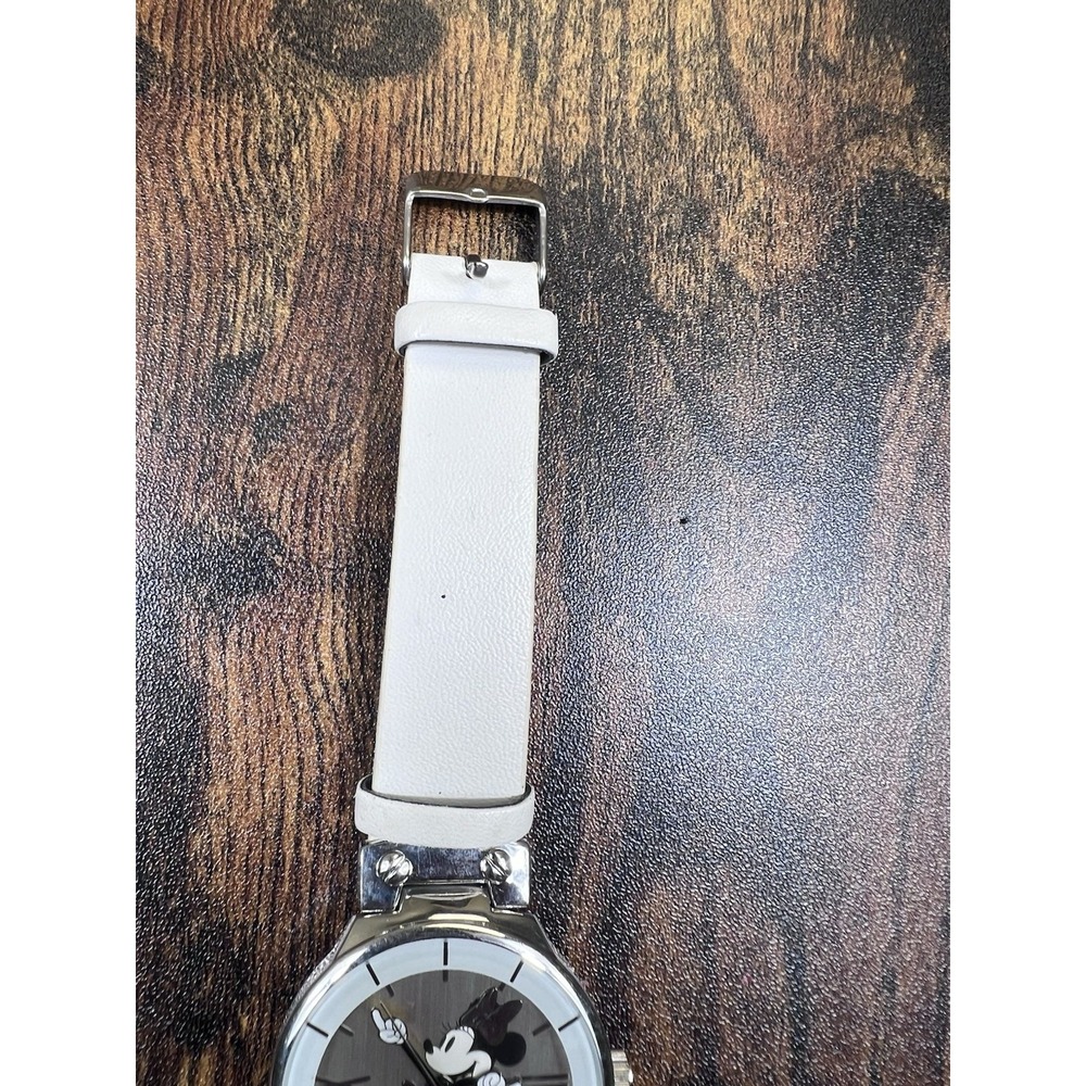 Minnie Mouse Watch Adult Size White Strap Minnie Mouse with Moving Arms Watch - Picture 3 of 6